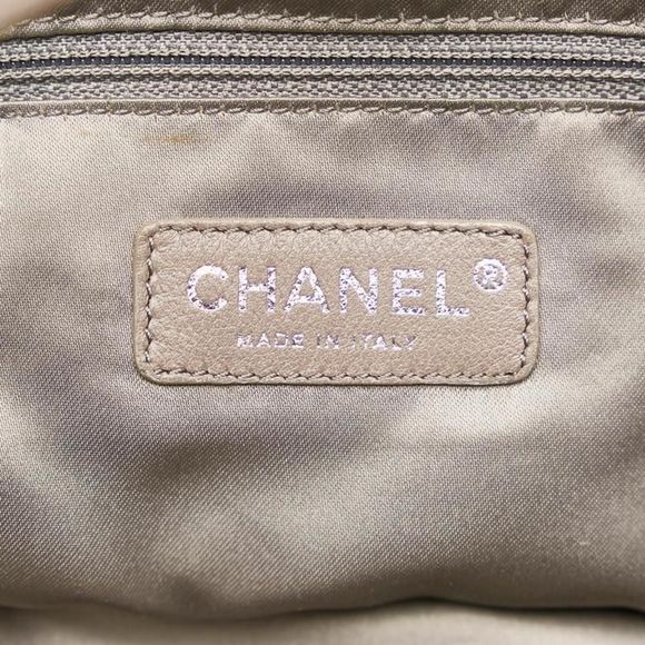 Chanel Matelasse Chain Shoulder Bag Tote Bag Black - Picture 8 of 8